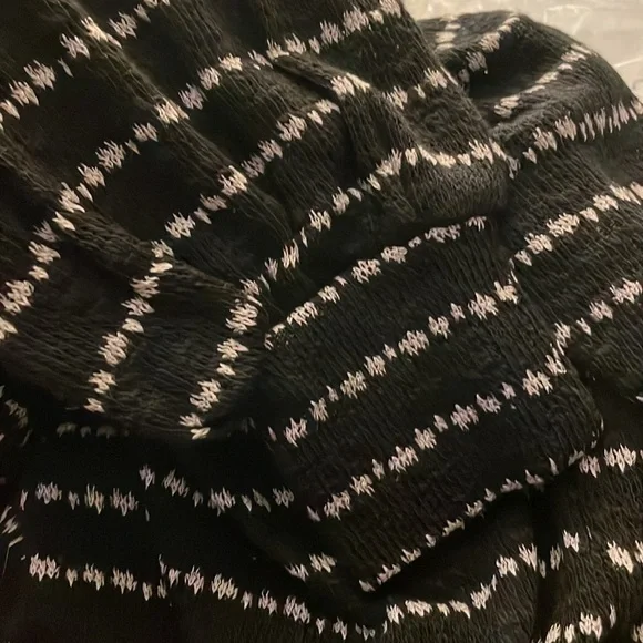 Vince Camuto Cardigan Sweater - Picture 4 of 5